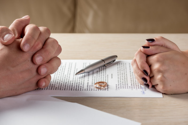 Weighing the Pros and Cons: The Benefits and Drawbacks of Collaborative Divorce